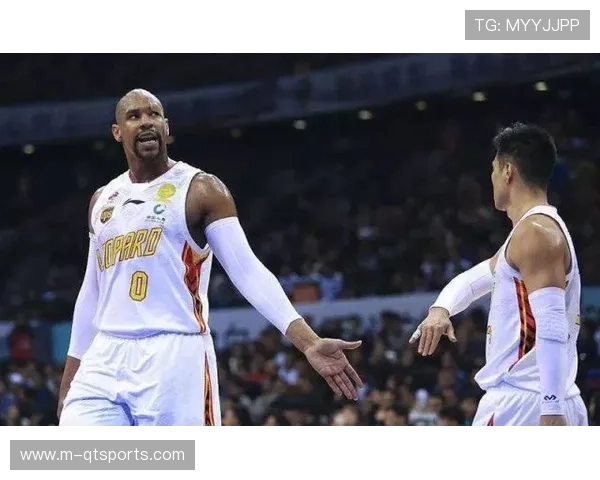 广东轻取天津创最大分差，萨林杰25+13